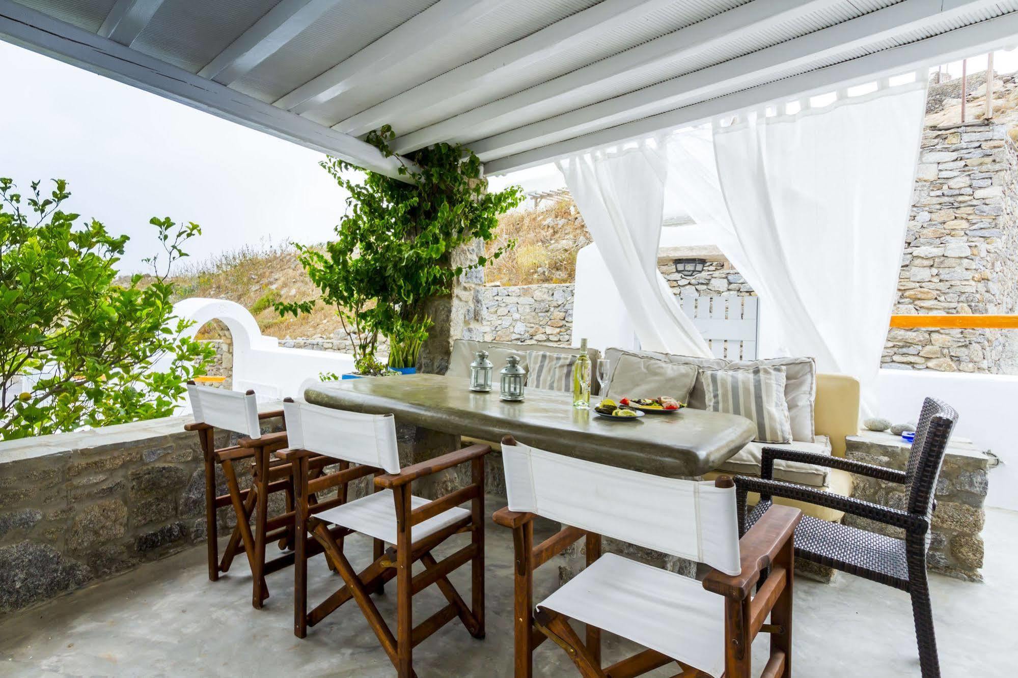 Lavish Suites Agios Ioannis Diakoftis Екстериор снимка